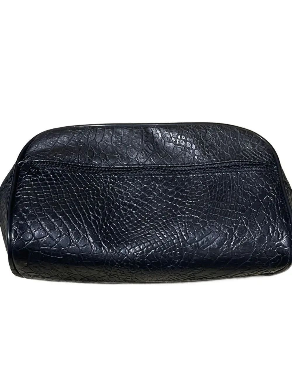 Black Croc-Embossed Faux Leather Toiletry Bag (Unisex)